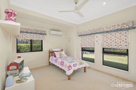 Property photo of 22 Bellbird Place McDowall QLD 4053