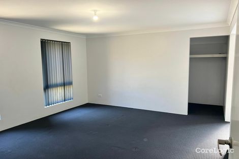 Property photo of 30 Karangi Circle Byford WA 6122