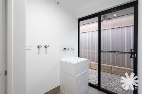 Property photo of 35 Halcyon Crescent Aveley WA 6069