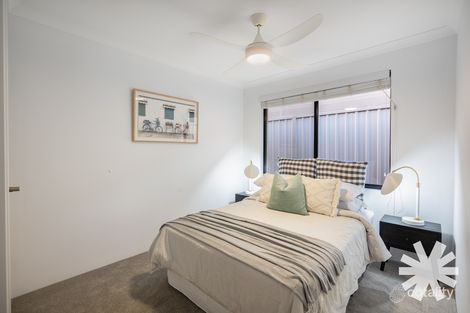 Property photo of 35 Halcyon Crescent Aveley WA 6069