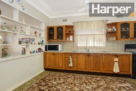 Property photo of 10 Haddon Crescent Marks Point NSW 2280