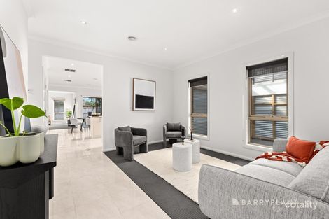 Property photo of 8 Carome Way Doreen VIC 3754