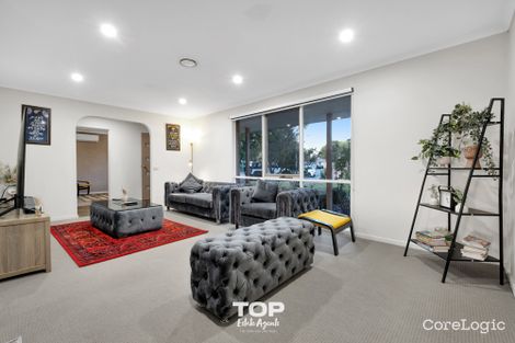 Property photo of 21 Darcy Court Cranbourne VIC 3977