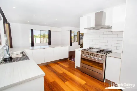 Property photo of 50 Fisher Drive Sunset QLD 4825