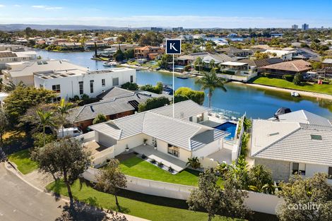 17 Mcilwain Dr, Mermaid Waters, QLD 4218