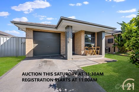 7 Follet Ave, Middleton Grange, NSW 2171