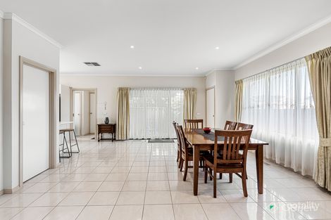 Property photo of 2/1 East Court Keysborough VIC 3173