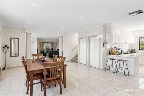 Property photo of 2/1 East Court Keysborough VIC 3173