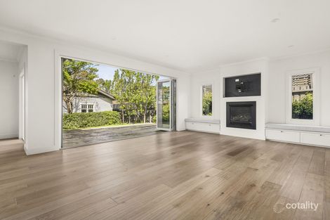 Property photo of 93 Middlesex Road Surrey Hills VIC 3127