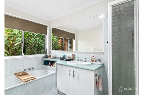 Property photo of 15 Banksiadale Close Elanora QLD 4221
