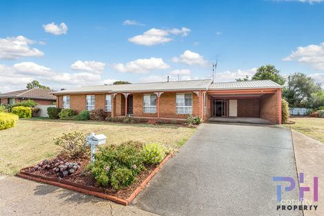 Property photo of 39 Clee Crescent Strathdale VIC 3550