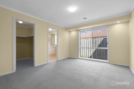 Property photo of 9 Heidi Court Pakenham VIC 3810