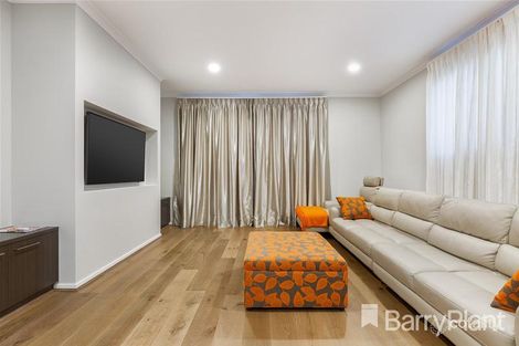 Property photo of 61 Chi Avenue Keysborough VIC 3173