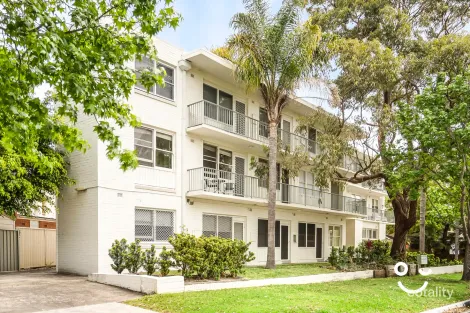 Property photo of 9/7 Pleasant Avenue North Wollongong NSW 2500