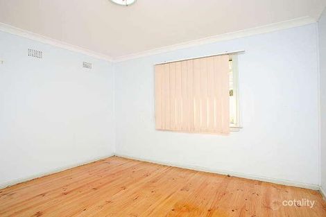 Property photo of 8 Van Dieman Crescent Fairfield West NSW 2165