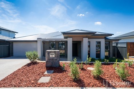 Property photo of 32 Montgomery Avenue Googong NSW 2620