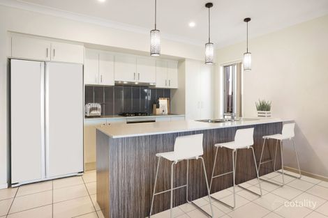 Property photo of 7 Longstaff Crescent Pimpama QLD 4209
