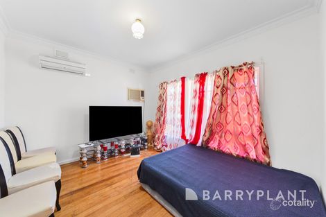 Property photo of 35 Leonard Avenue St Albans VIC 3021