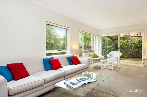 Property photo of 33 Angophora Circuit Warriewood NSW 2102