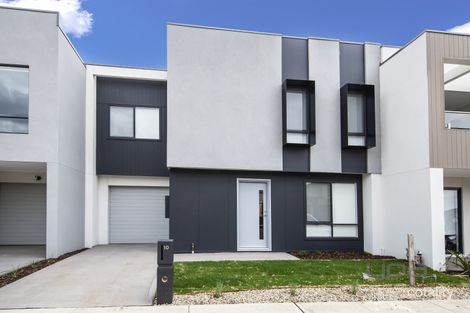 10 Cetona St, Fraser Rise, VIC 3336