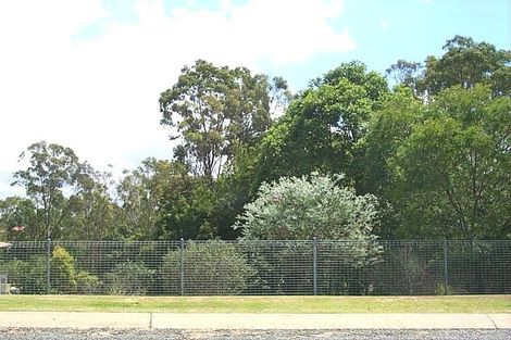 22 Curlew Cres, Eagleby, QLD 4207