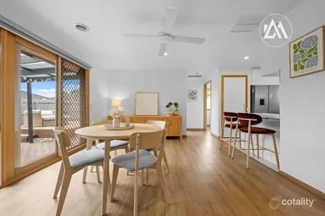 13 RAYMOND ST, SOMERVILLE, VIC 3912