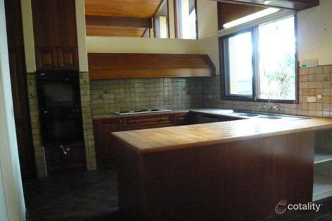 Property photo of 8 Lambert Road Caulfield North VIC 3161