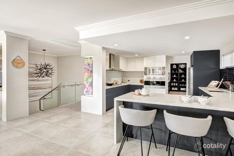 Property photo of 7 Sunridge Close Caversham WA 6055