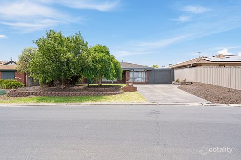 Property photo of 25 Mawson Circuit Woodcroft SA 5162