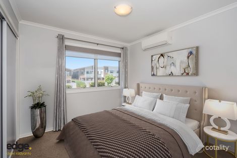 Property photo of 25/11 Castan Street Coombs ACT 2611