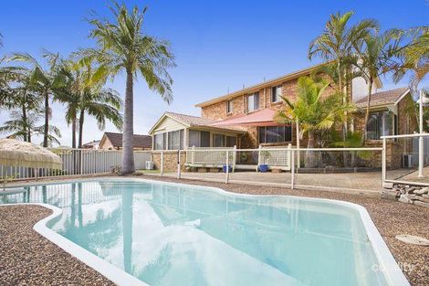 Property photo of 1 Buttermere Drive Lakelands NSW 2282