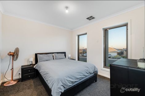 Property photo of 10 Lomandra Crescent Hillbank SA 5112