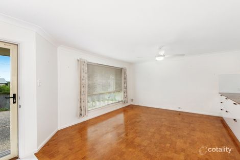 Property photo of 1/9 Chirn Crescent Labrador QLD 4215