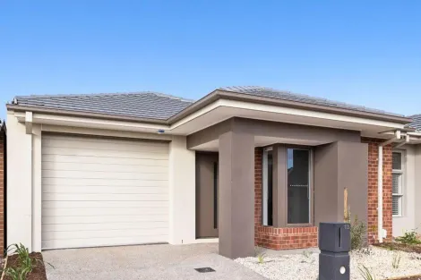 13 Thrums Rd, Mambourin, VIC 3024
