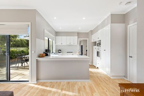 Property photo of 39 Kurrajong Way Blackburn North VIC 3130