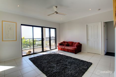 Property photo of 5 Chevron Rise Highland Park QLD 4211