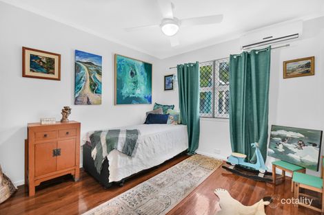 Property photo of 12 Coral Avenue Labrador QLD 4215