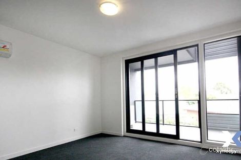 Property photo of 5 Cirque Drive Footscray VIC 3011