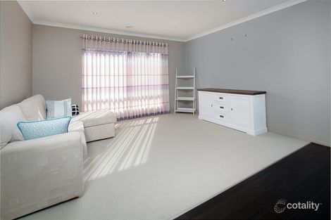 Property photo of 5 Elysian Place Cranbourne West VIC 3977