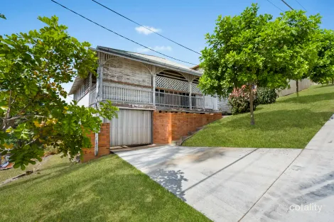 28 Ellenborough St, Ipswich, QLD 4305