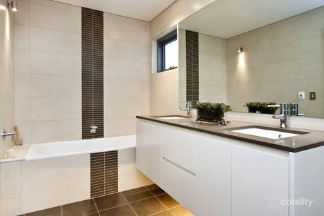 Property photo of 2/75 Queenscliff Road Queenscliff NSW 2096