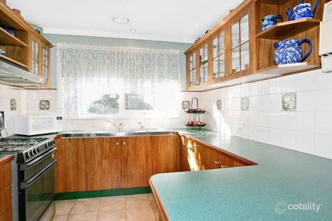 Property photo of 5 Peartree Grove Burnside Heights VIC 3023