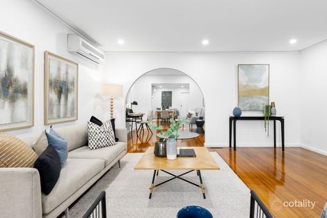 Property photo of 129 View Mount Road Glen Waverley VIC 3150