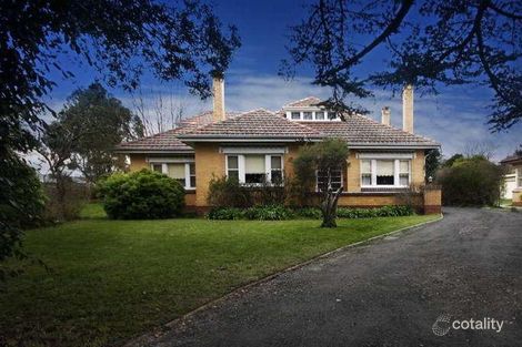 26-28 Edgecombe St, Kyneton, VIC 3444