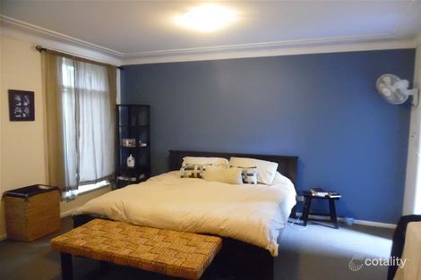 Property photo of 120 Heaslip Street Mangerton NSW 2500
