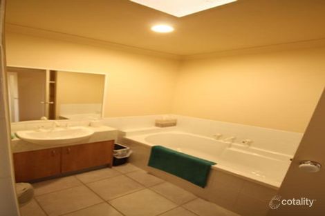 Property photo of 31/4 Paydon Way Hampton Park VIC 3976