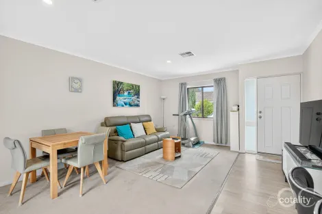 Property photo of 2/31 Philip Avenue Victor Harbor SA 5211