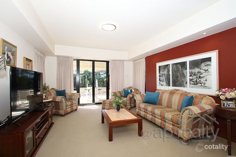 Property photo of 9 Beerwah Place Forest Lake QLD 4078