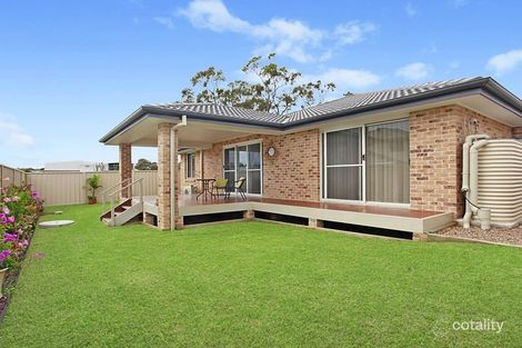 Property photo of 34 Grasstree Avenue Woongarrah NSW 2259