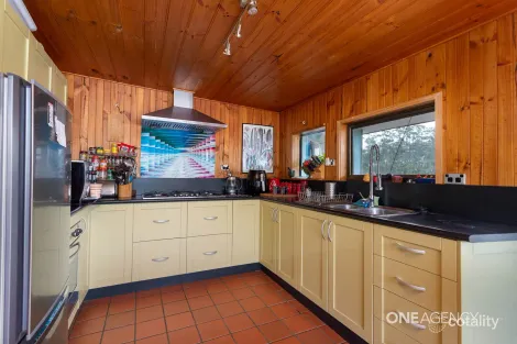 Property photo of 2 Boathouse Lane Heybridge TAS 7316